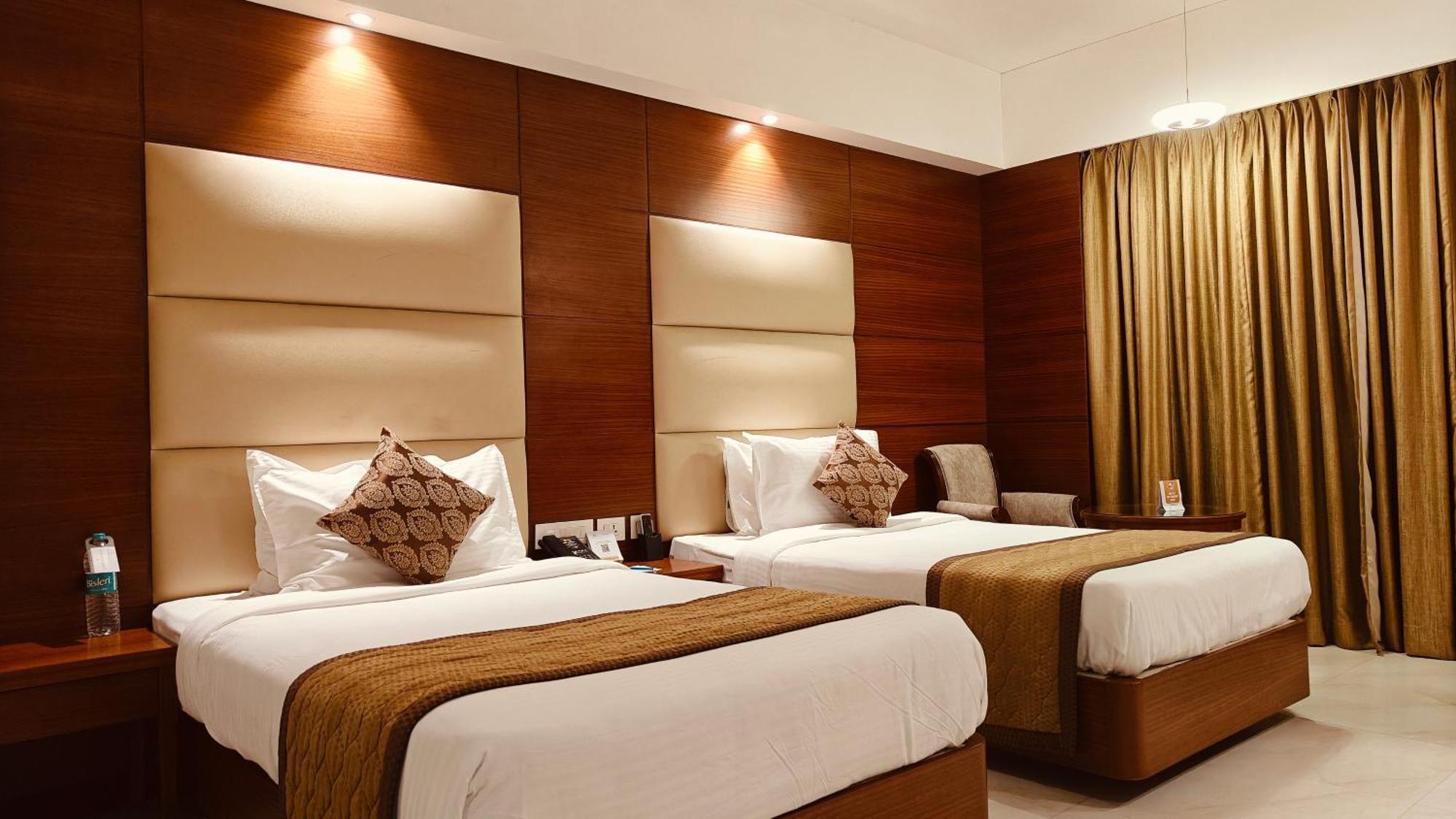 Hotel MM Legacy Kanchipuram Zewnętrze zdjęcie