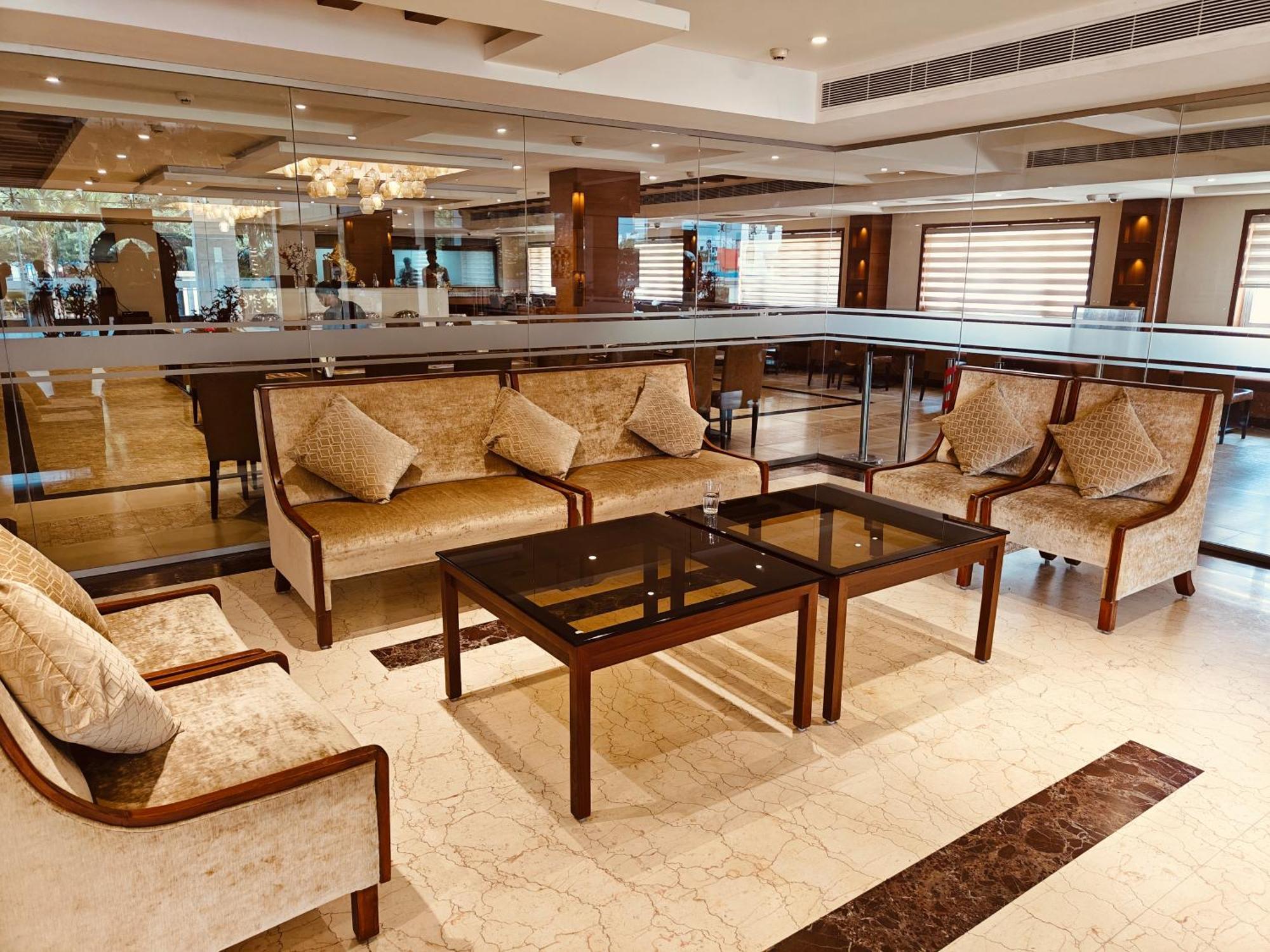 Hotel MM Legacy Kanchipuram Zewnętrze zdjęcie